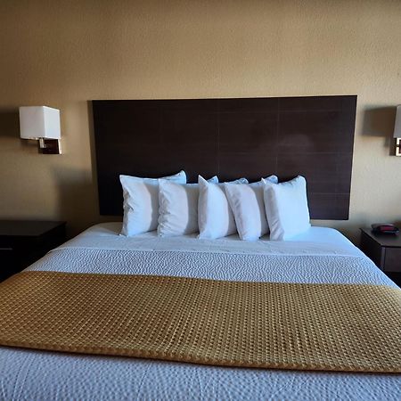 Days Inn By Wyndham Baytown East Dış mekan fotoğraf